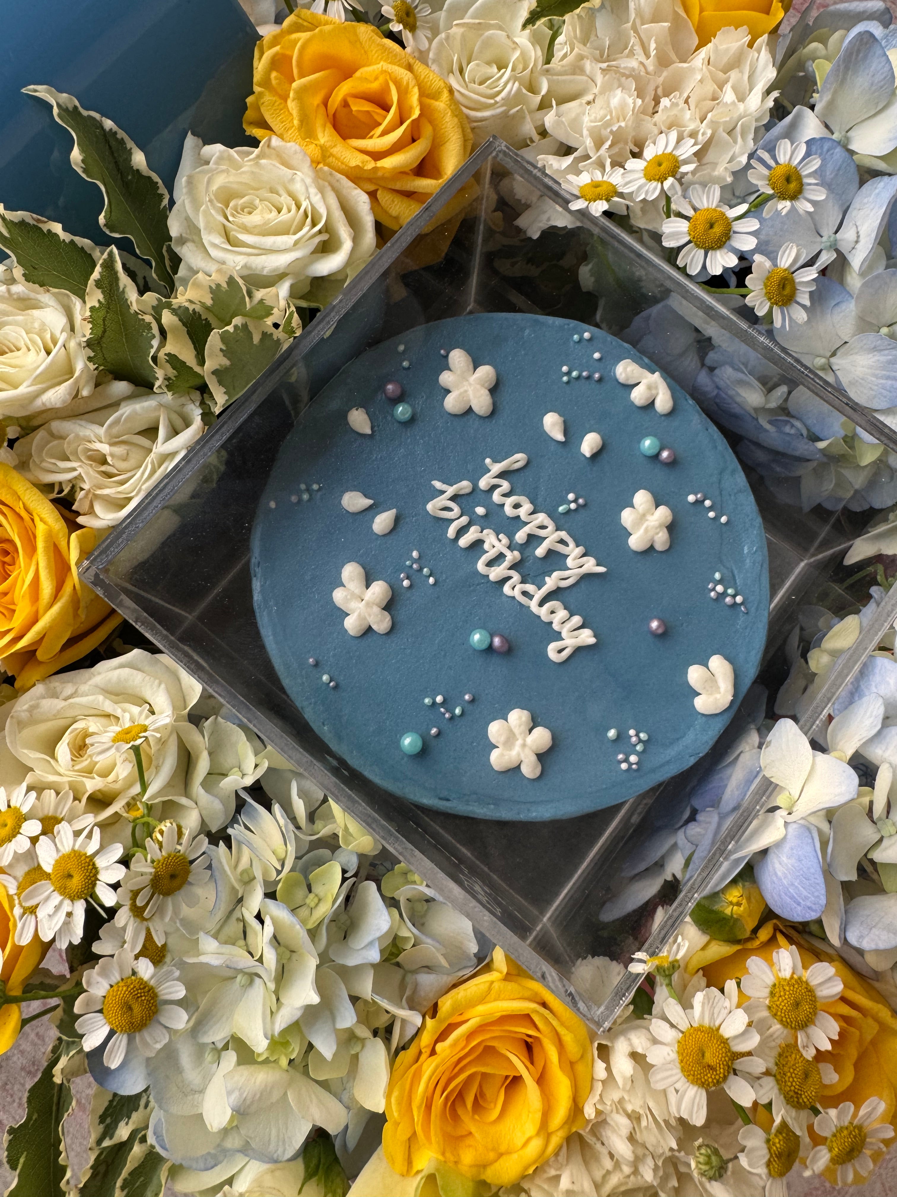 Letter R/E/T Tray with Cake