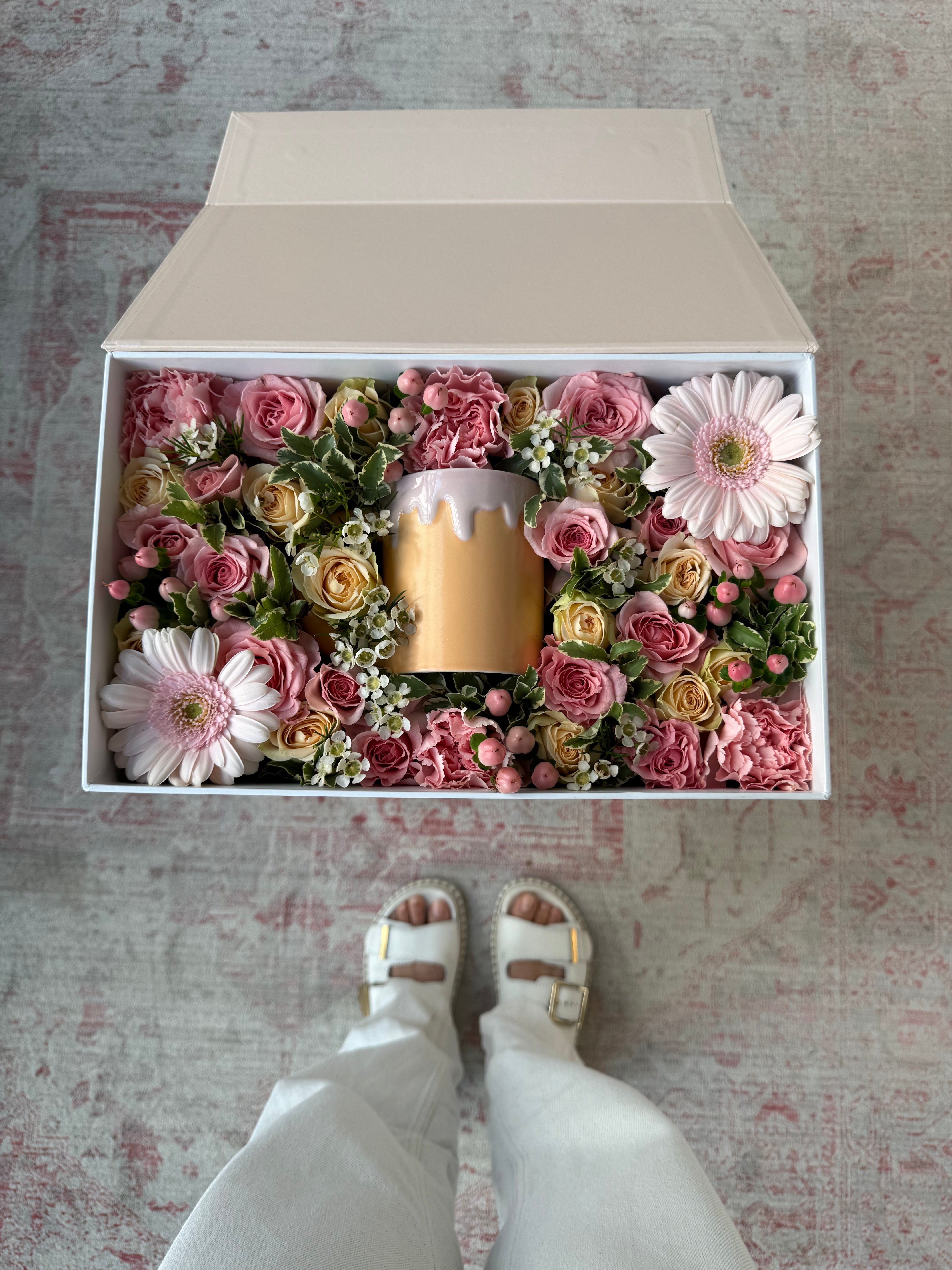 Peach Drip Mug Parcel