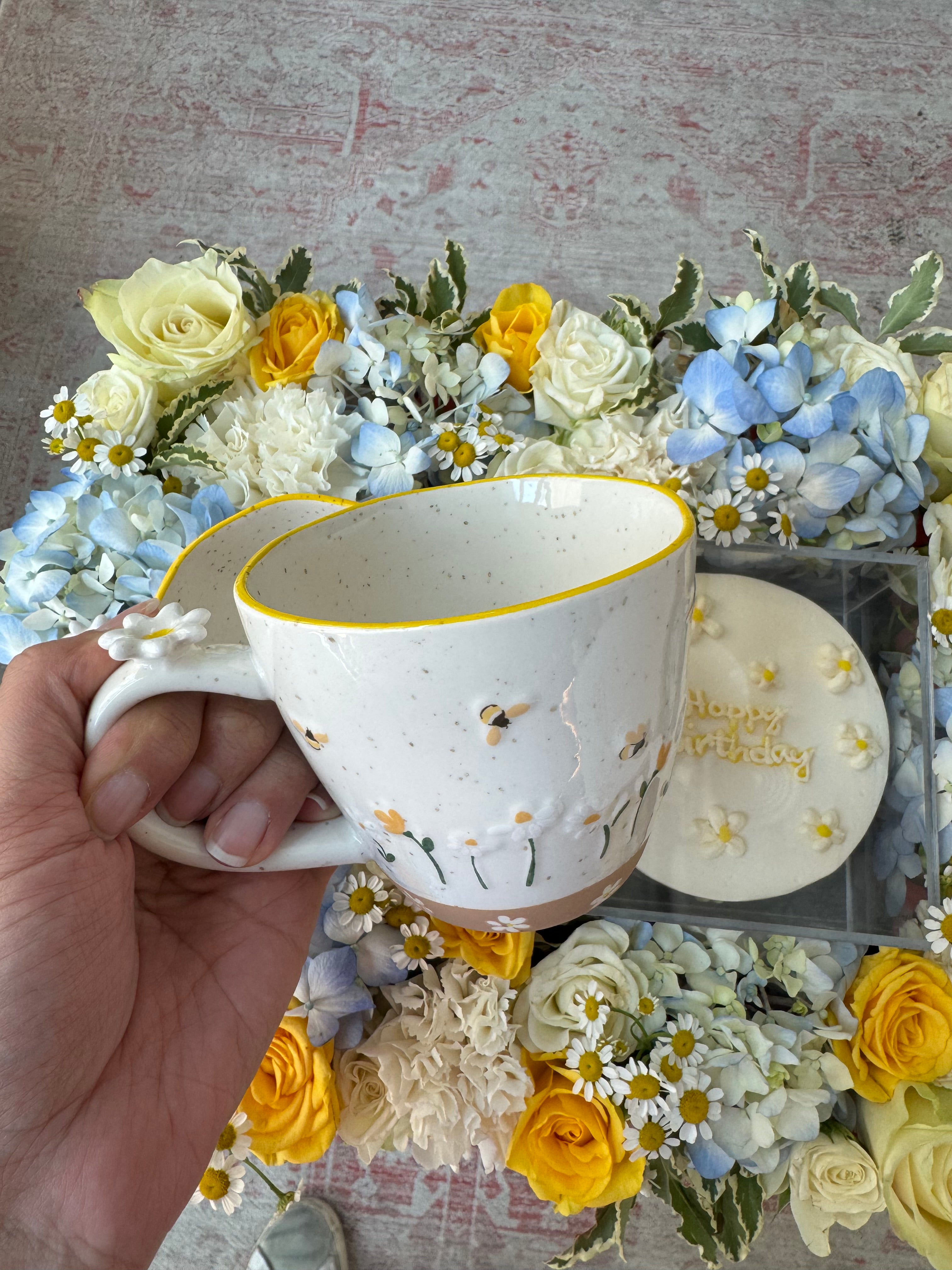 Daisy Crush Mug Birthday Tray