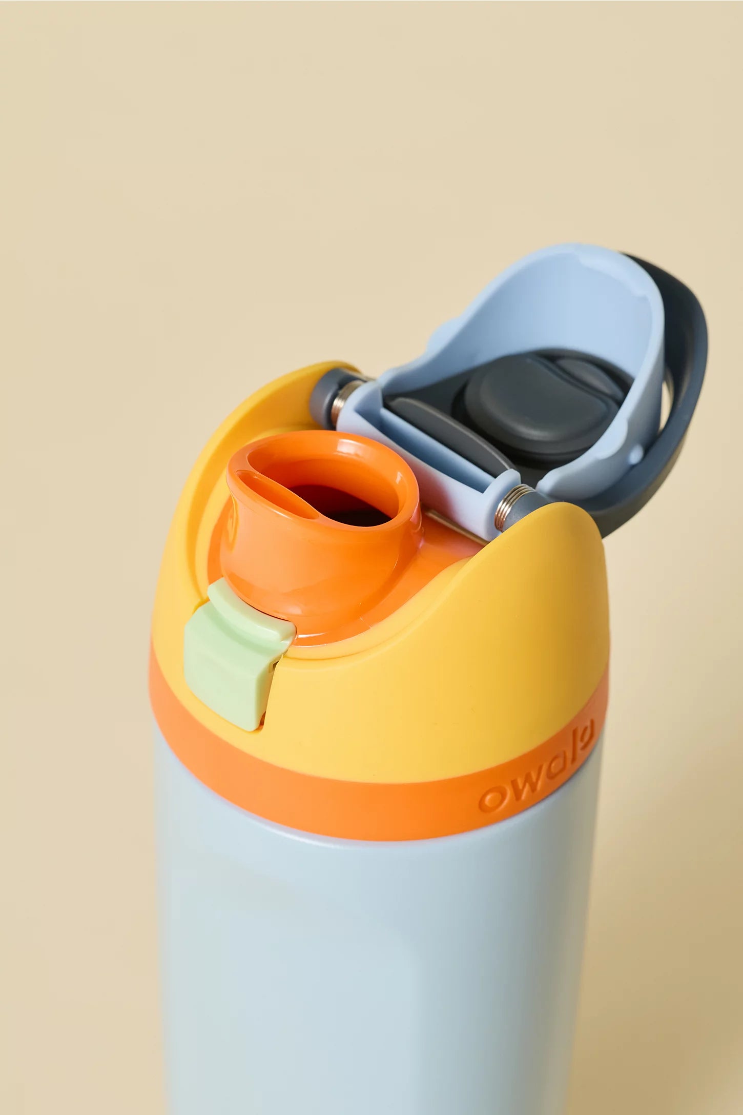 Owala Free Sip 16oz Water Bottle (Day Dreams)