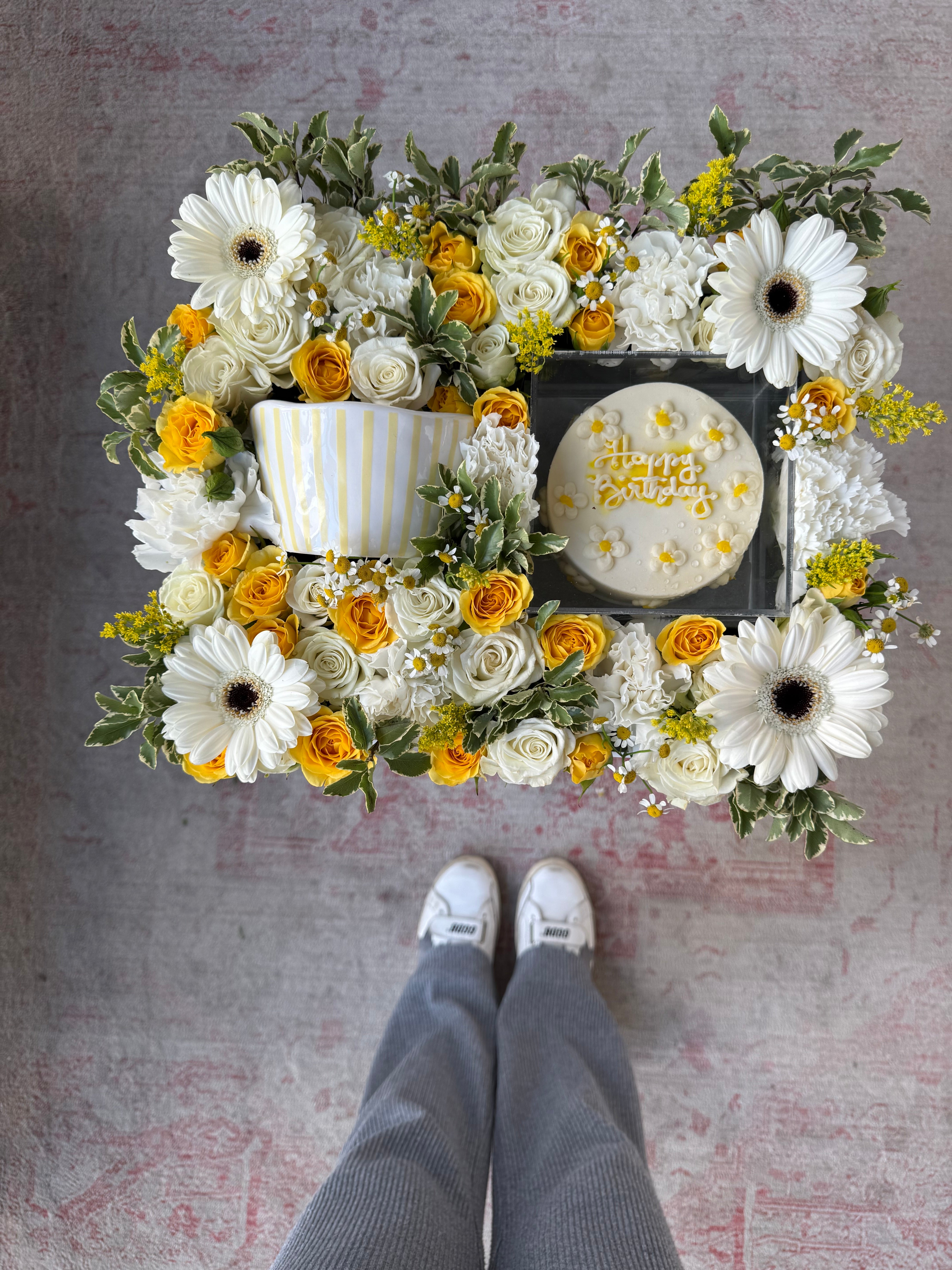 Daisy Crush Mug Birthday Tray
