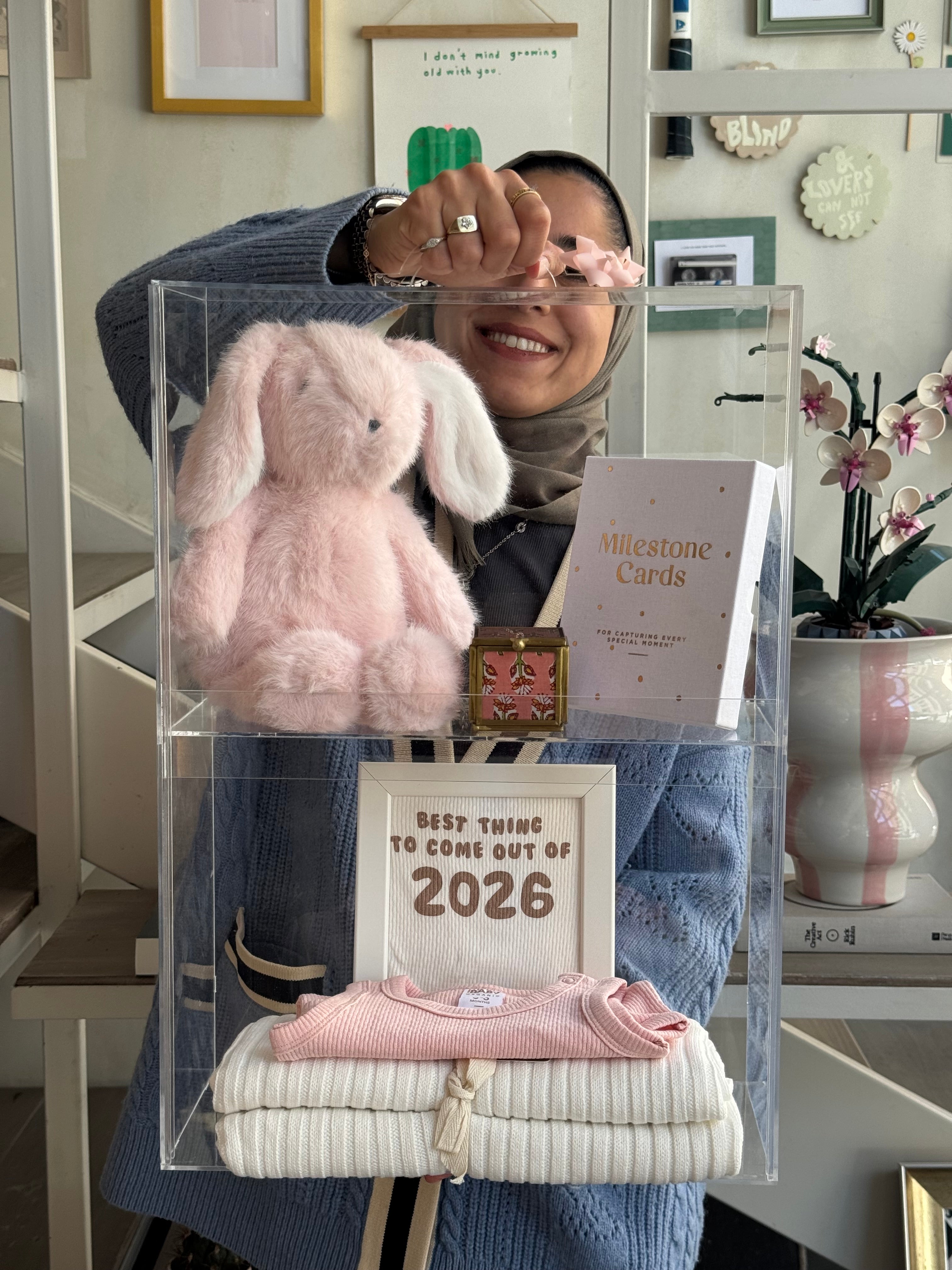 Baby Girl Deluxe Newborn Box (with Gold)