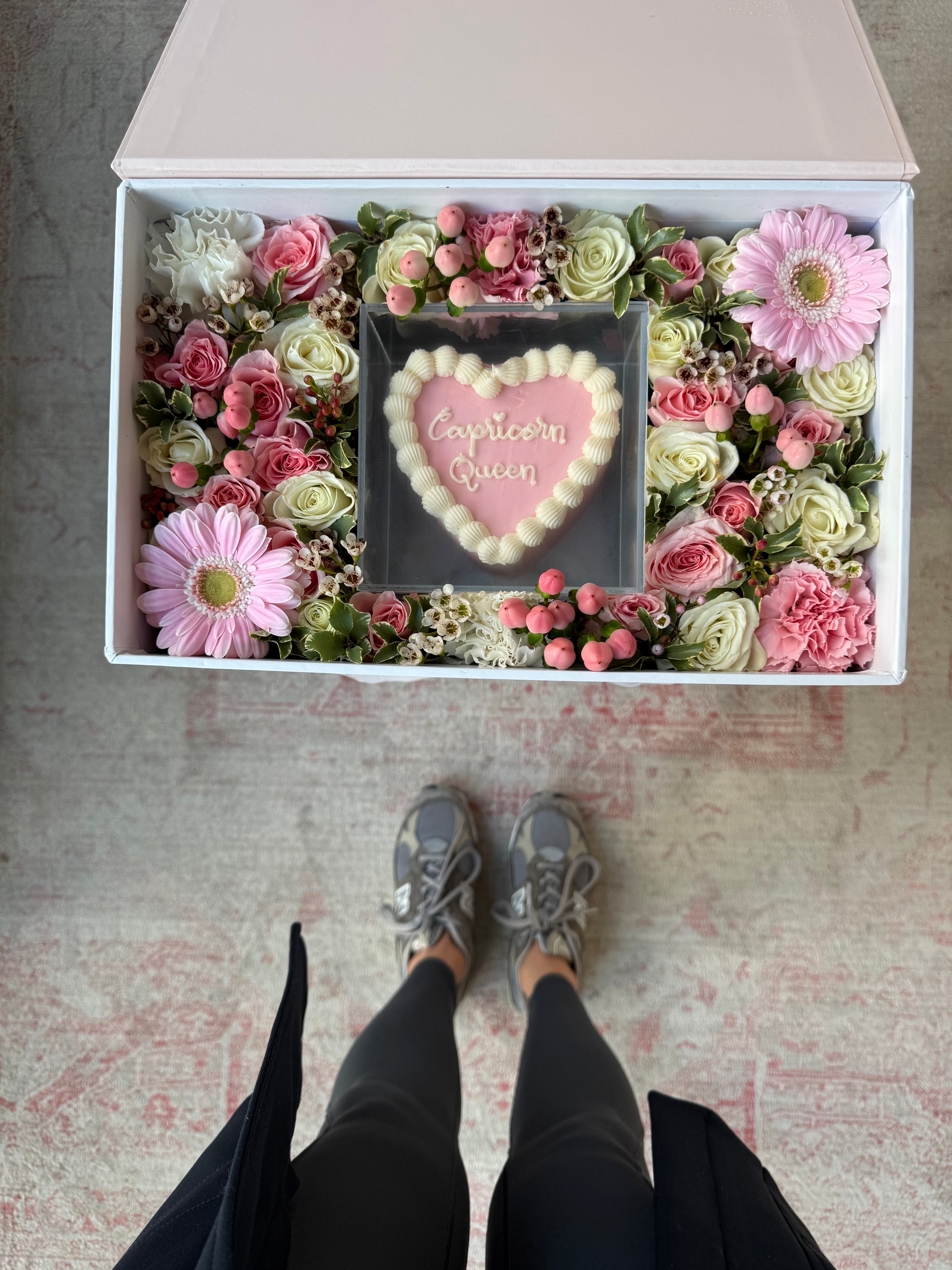 Capricorn Queen Cake Parcel