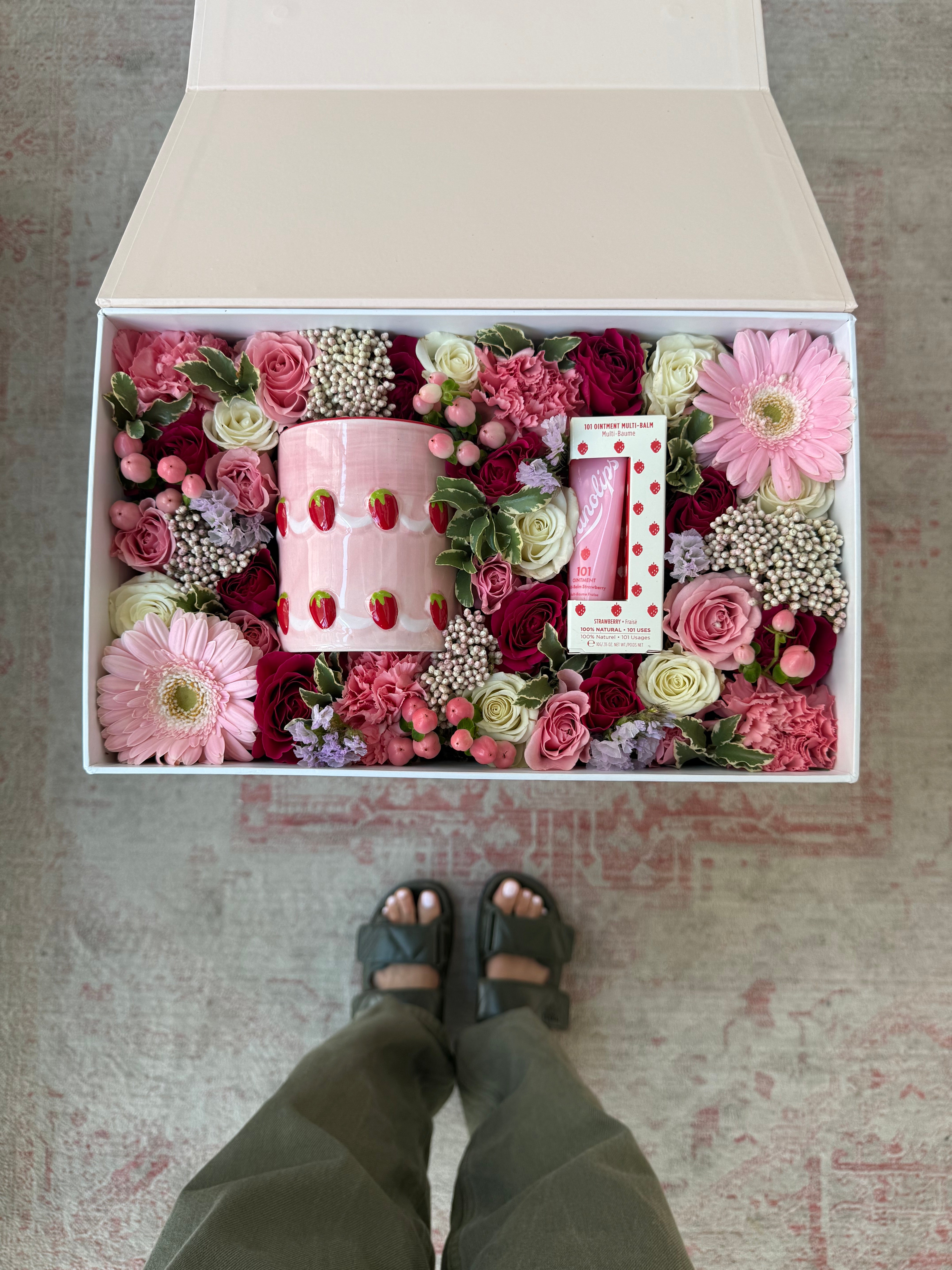Sweet Cakes Parcel