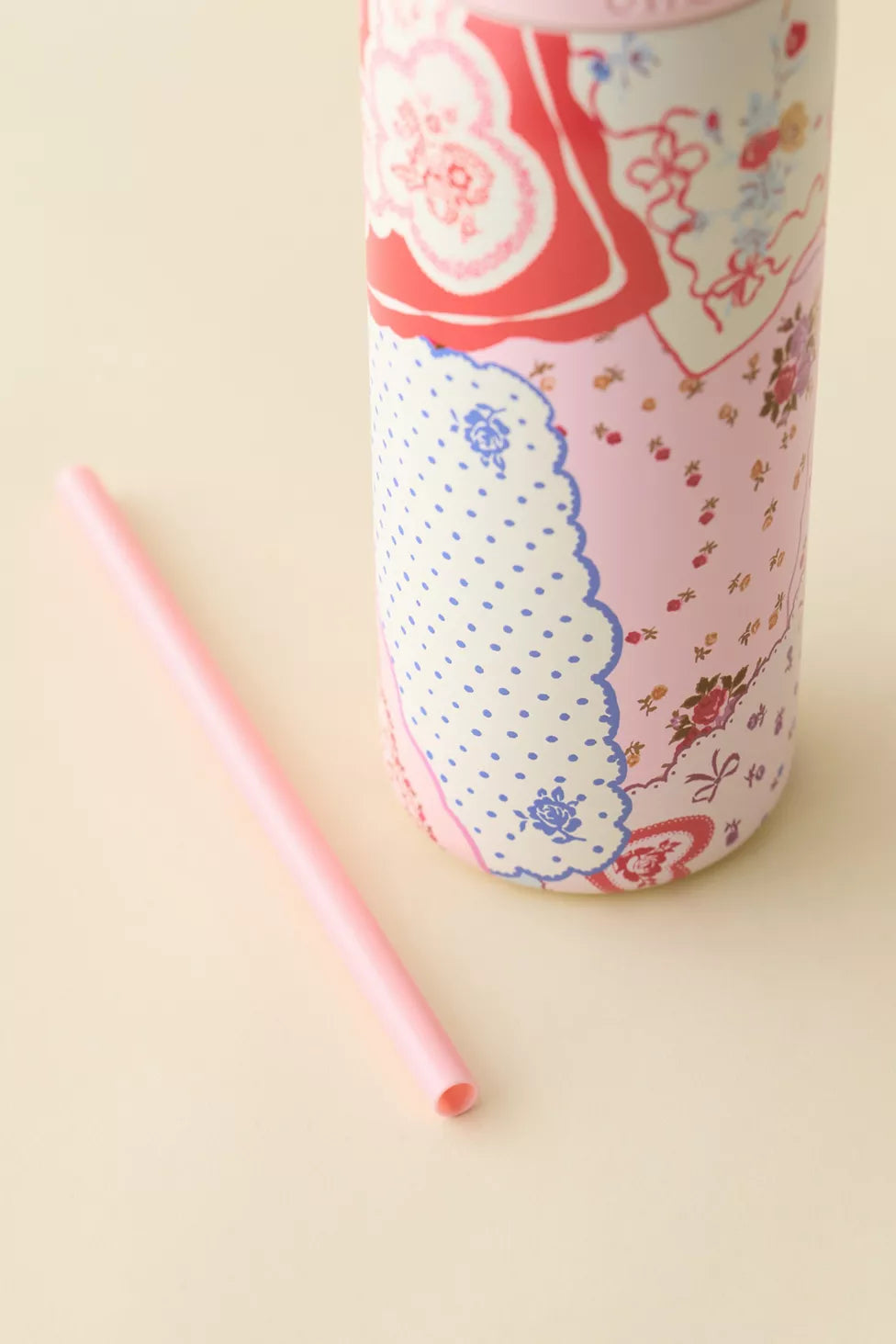 Owala Free Sip 32oz Water Bottle (Hankie)