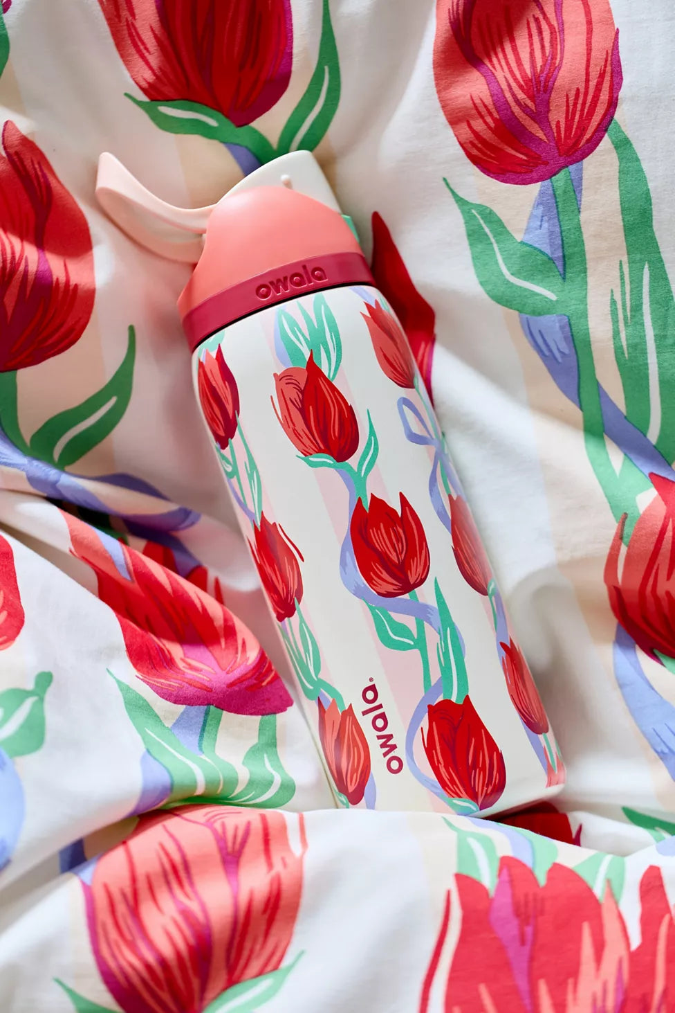 Owala Free Sip 32oz Water Bottle (Tulip Bouquet)
