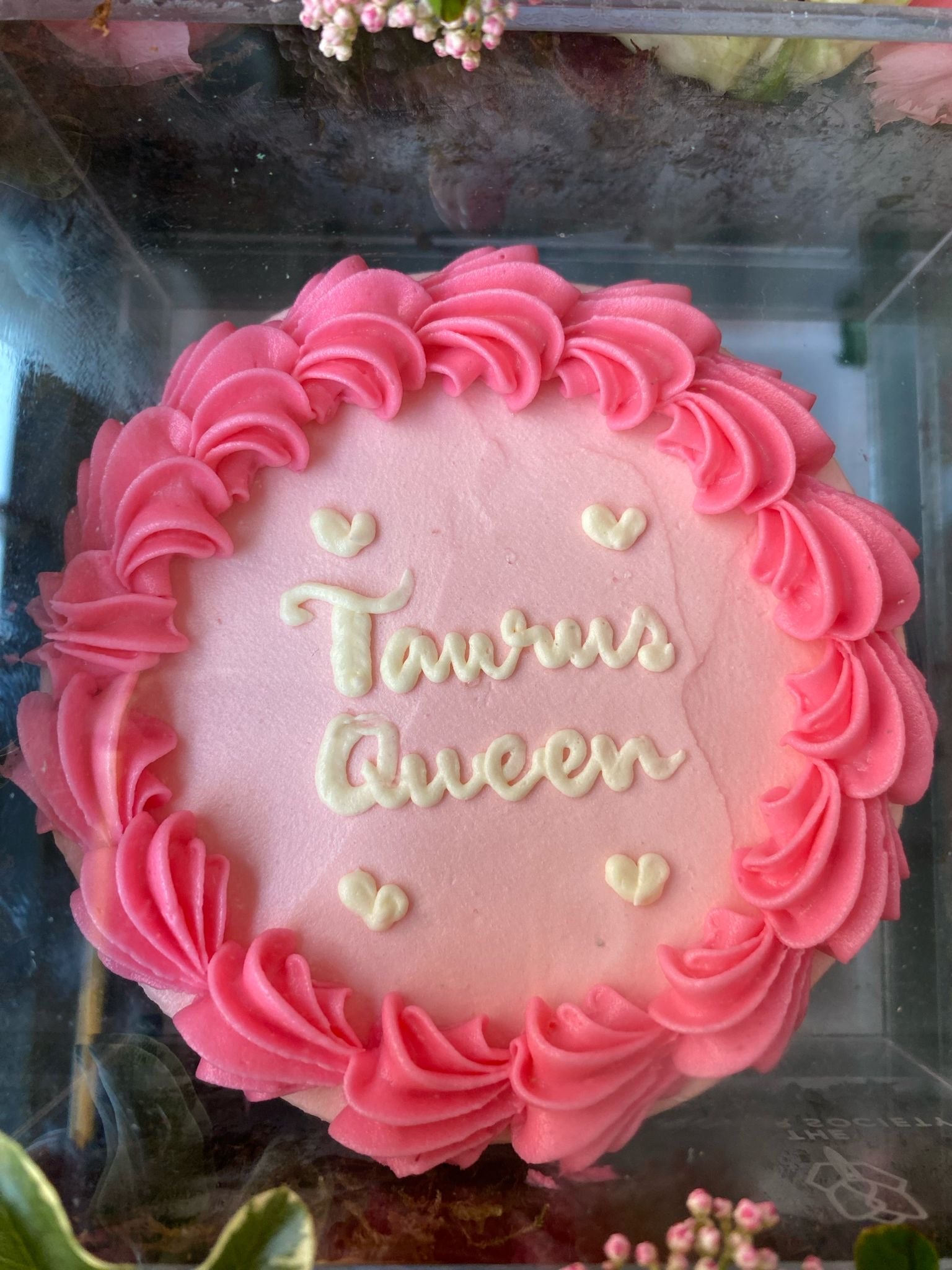 Taurus Queen Cake Parcel