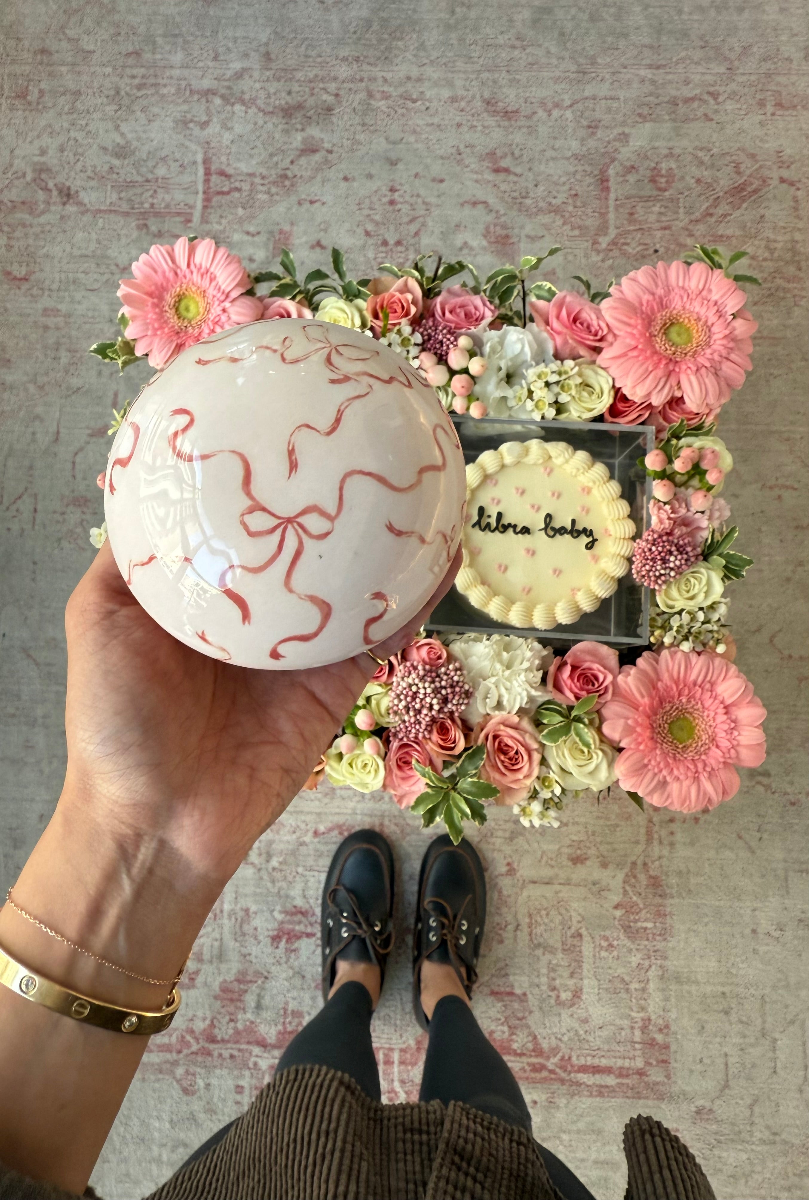 Libra Bows Birthday Tray (w/ Candle)