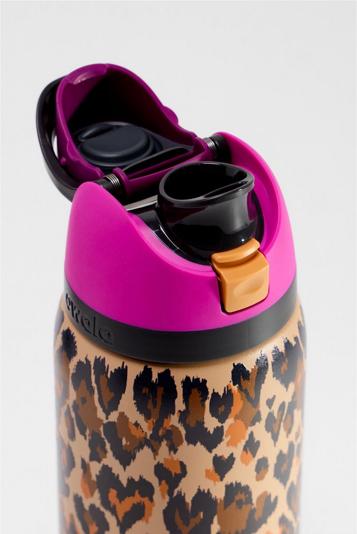 Owala Free Sip 32oz Water Bottle (Leopard Sip)