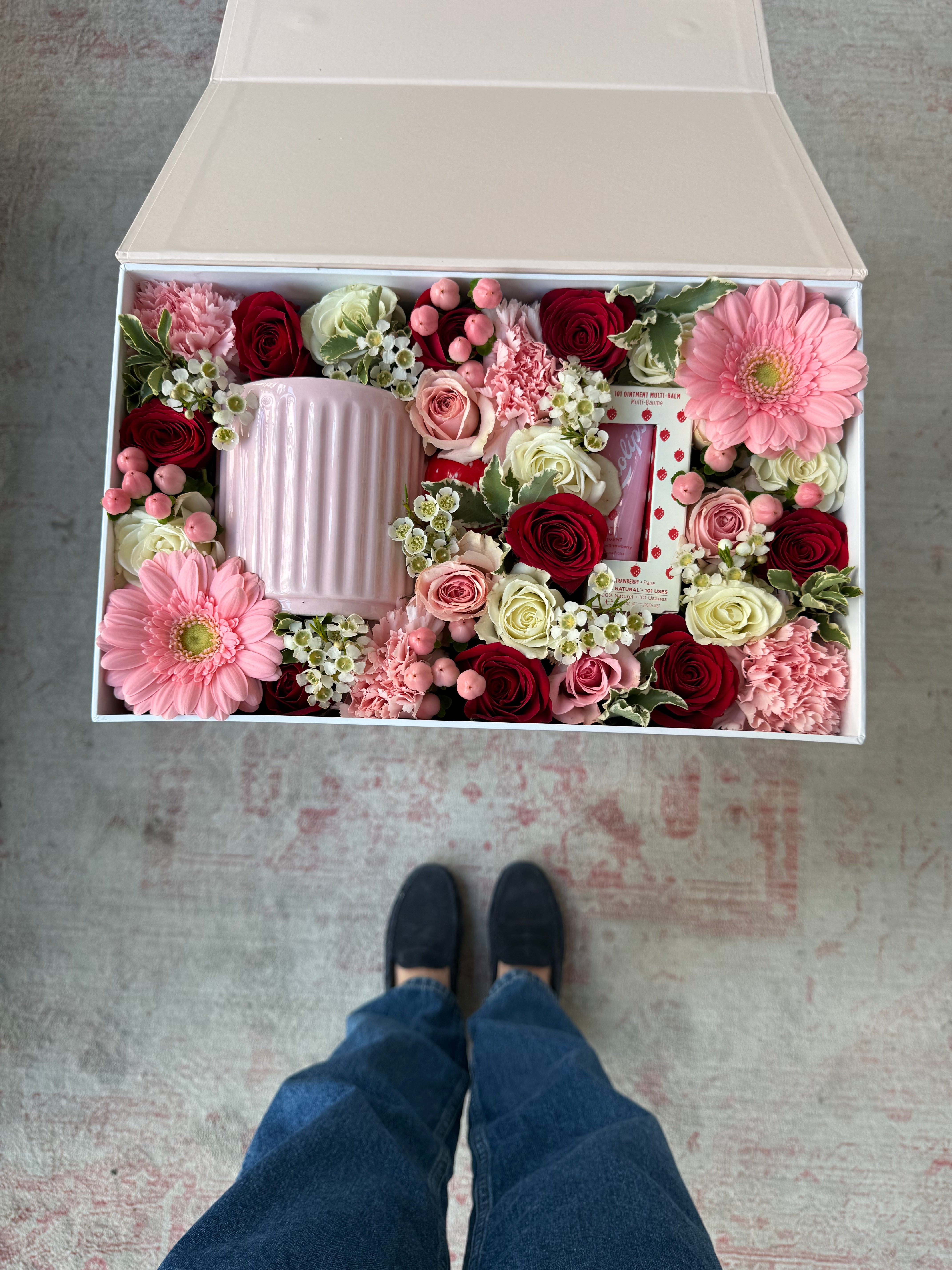 Sweet Cakes Parcel