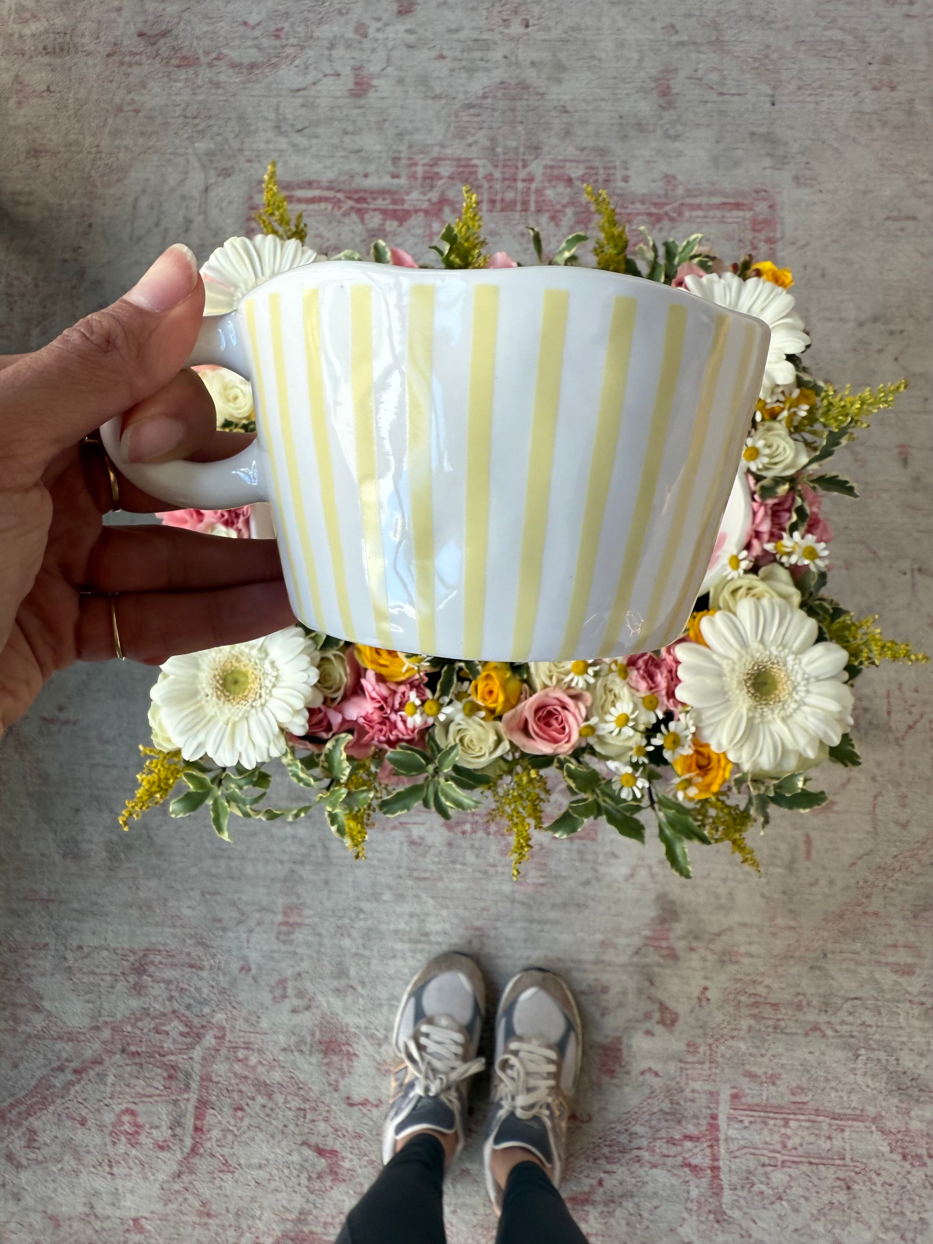 Daisy Crush Combo Birthday Tray (w/ Mug & Candle)