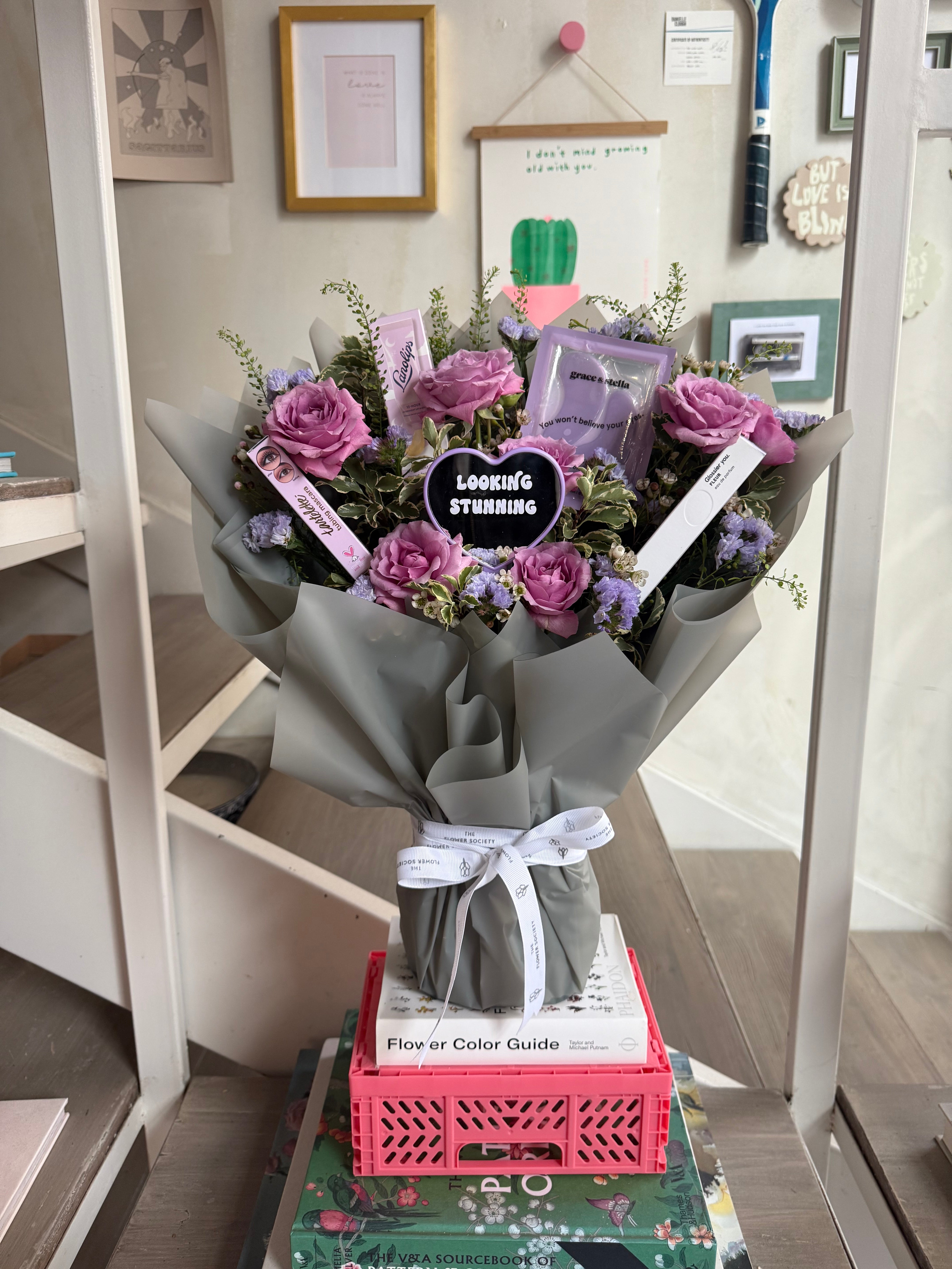 Dazzling Girly Hand Bouquet