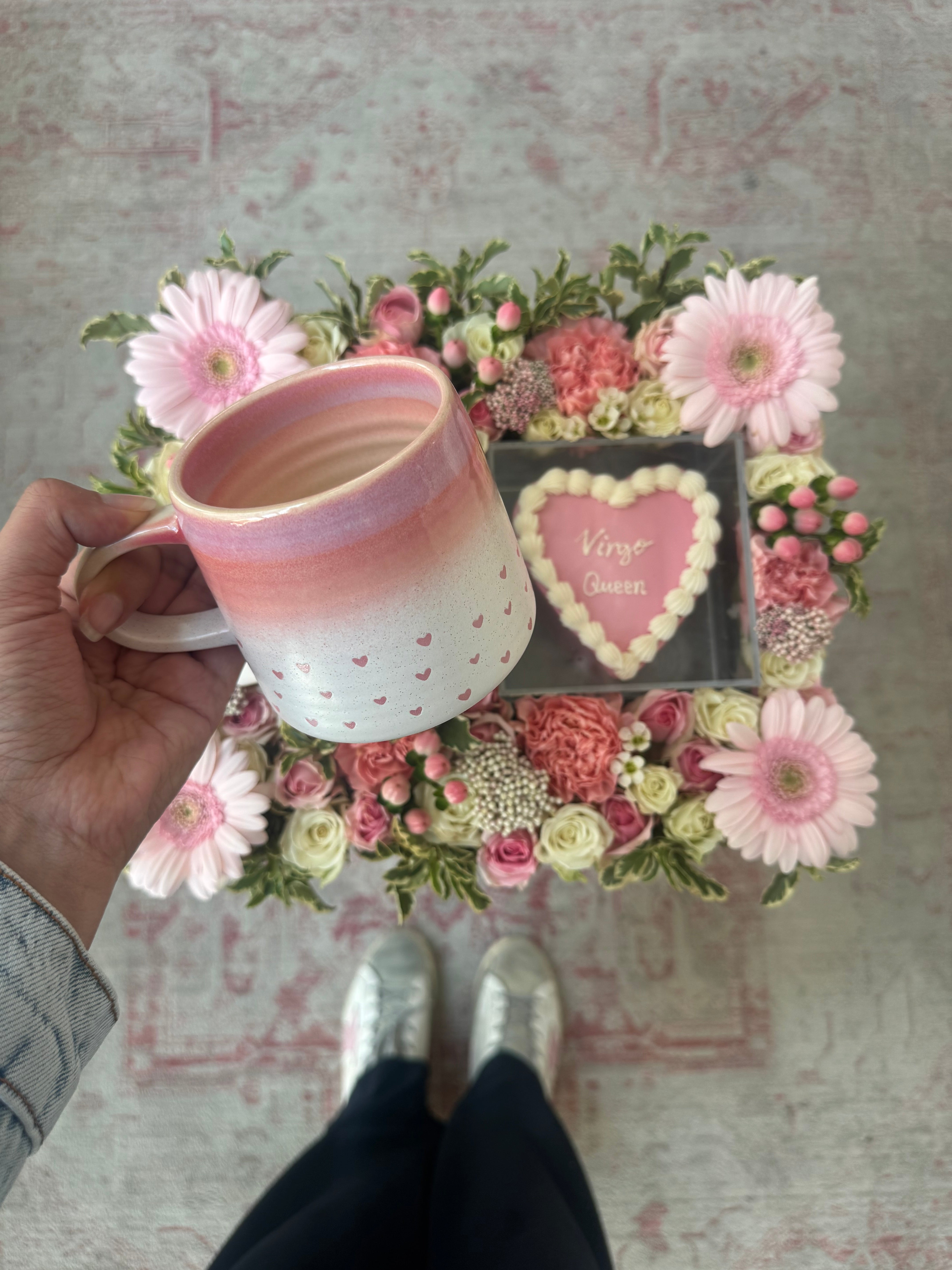 Virgo Queen Birthday Tray w/ Pink Heart Mug