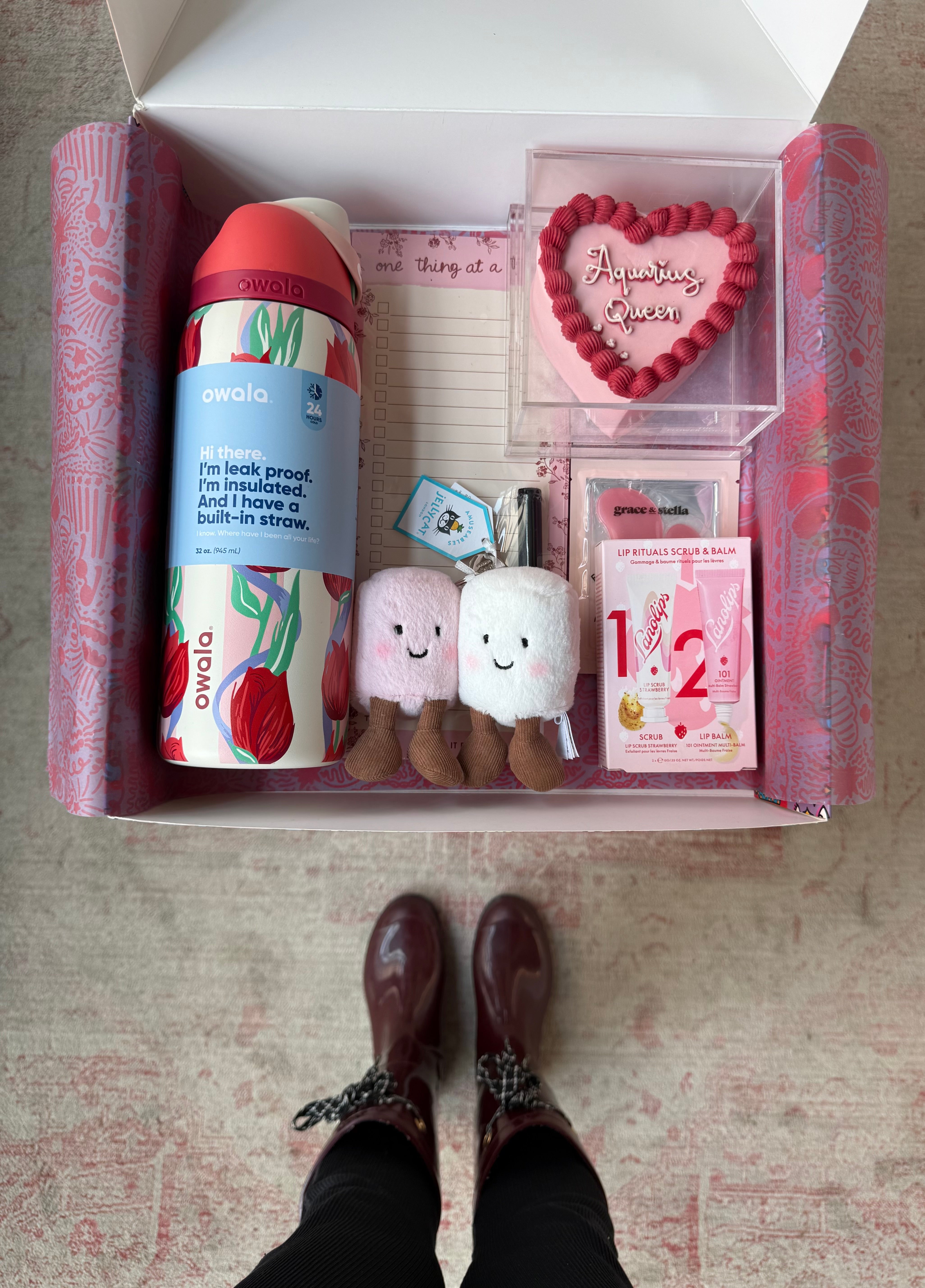 Birthday Bash Box (Aquarius Queen)