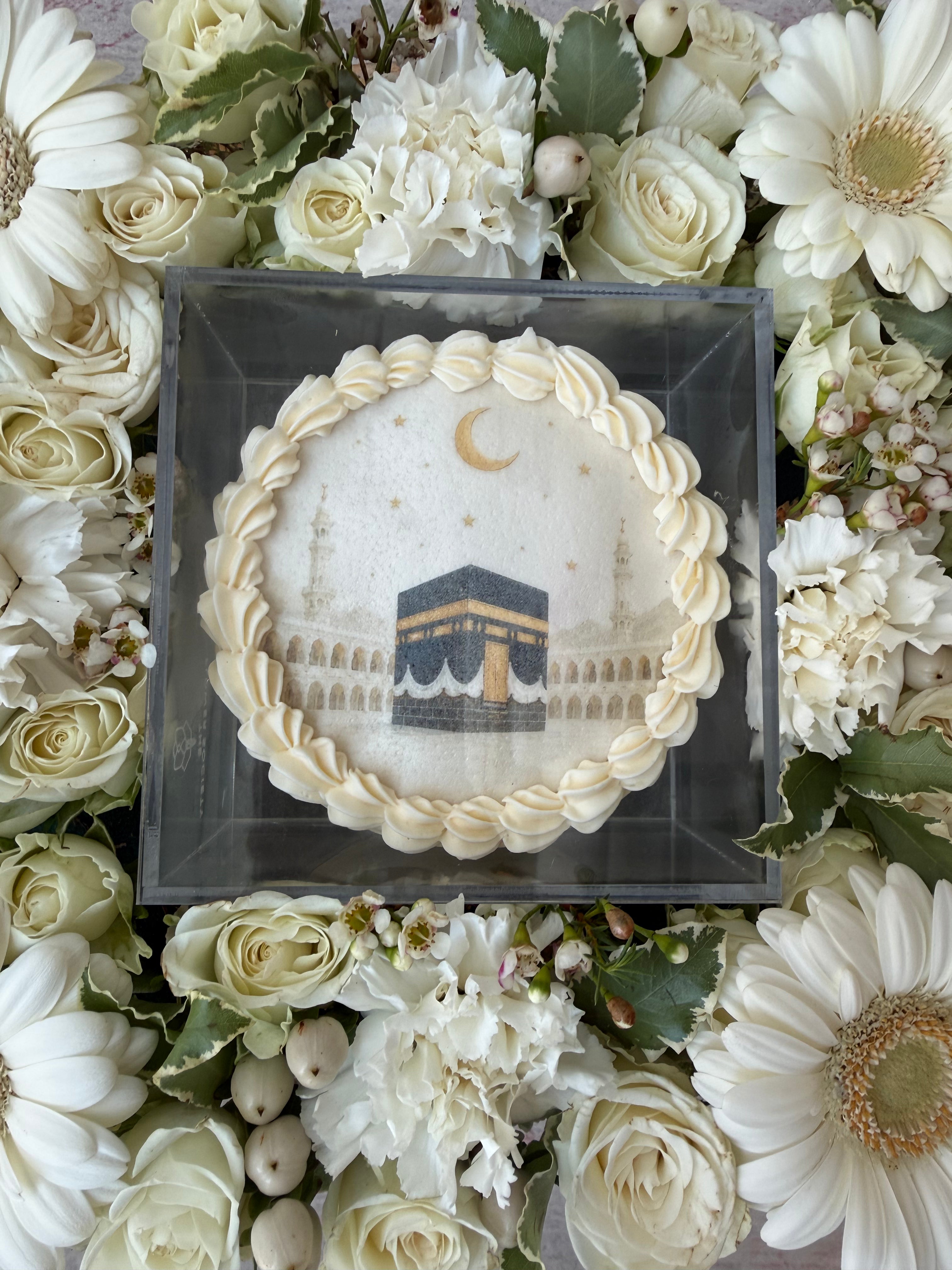 Hajj Bloom Box ( with Cake)