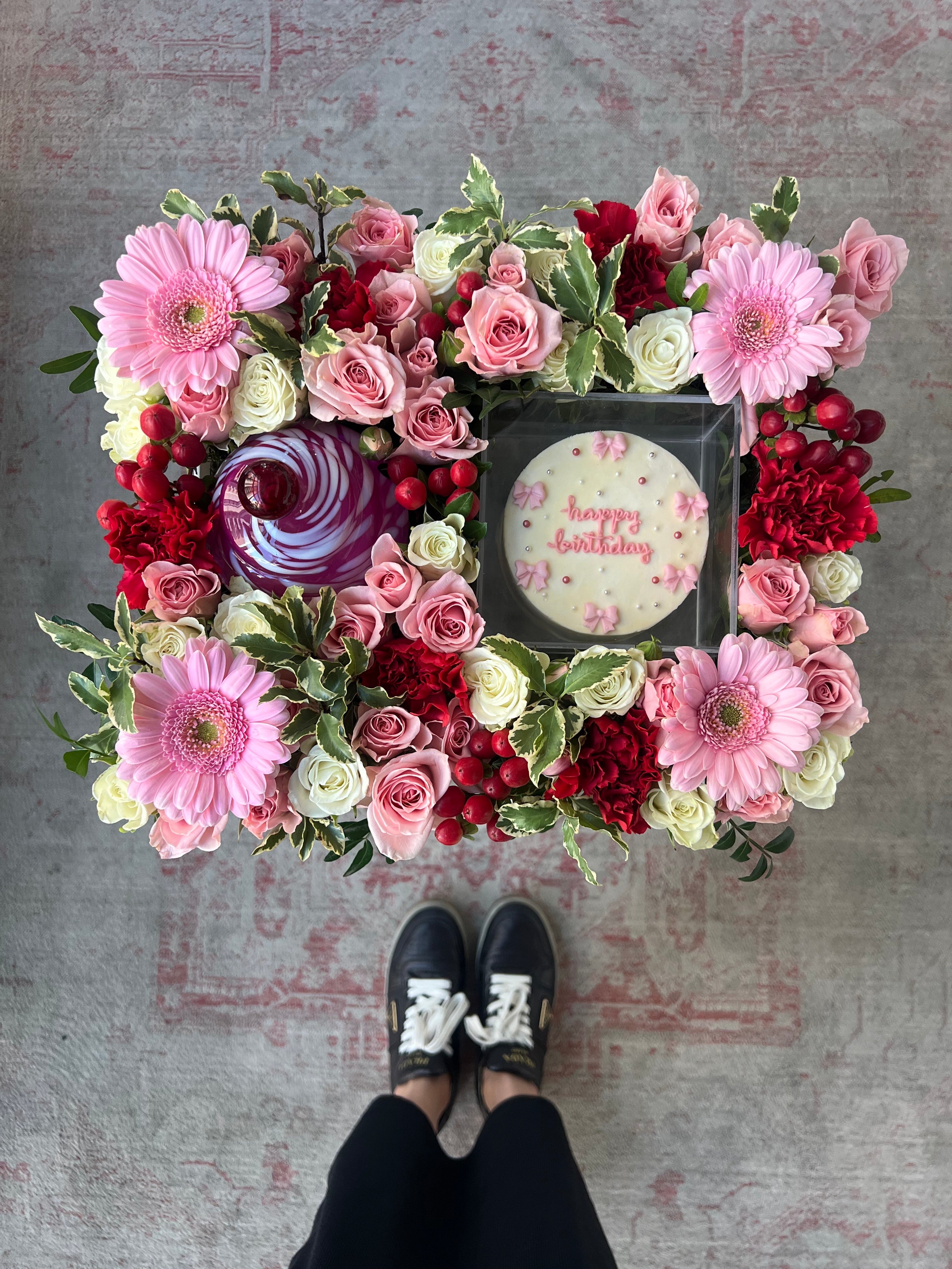 Cupcakes & Bows Birthday Tray