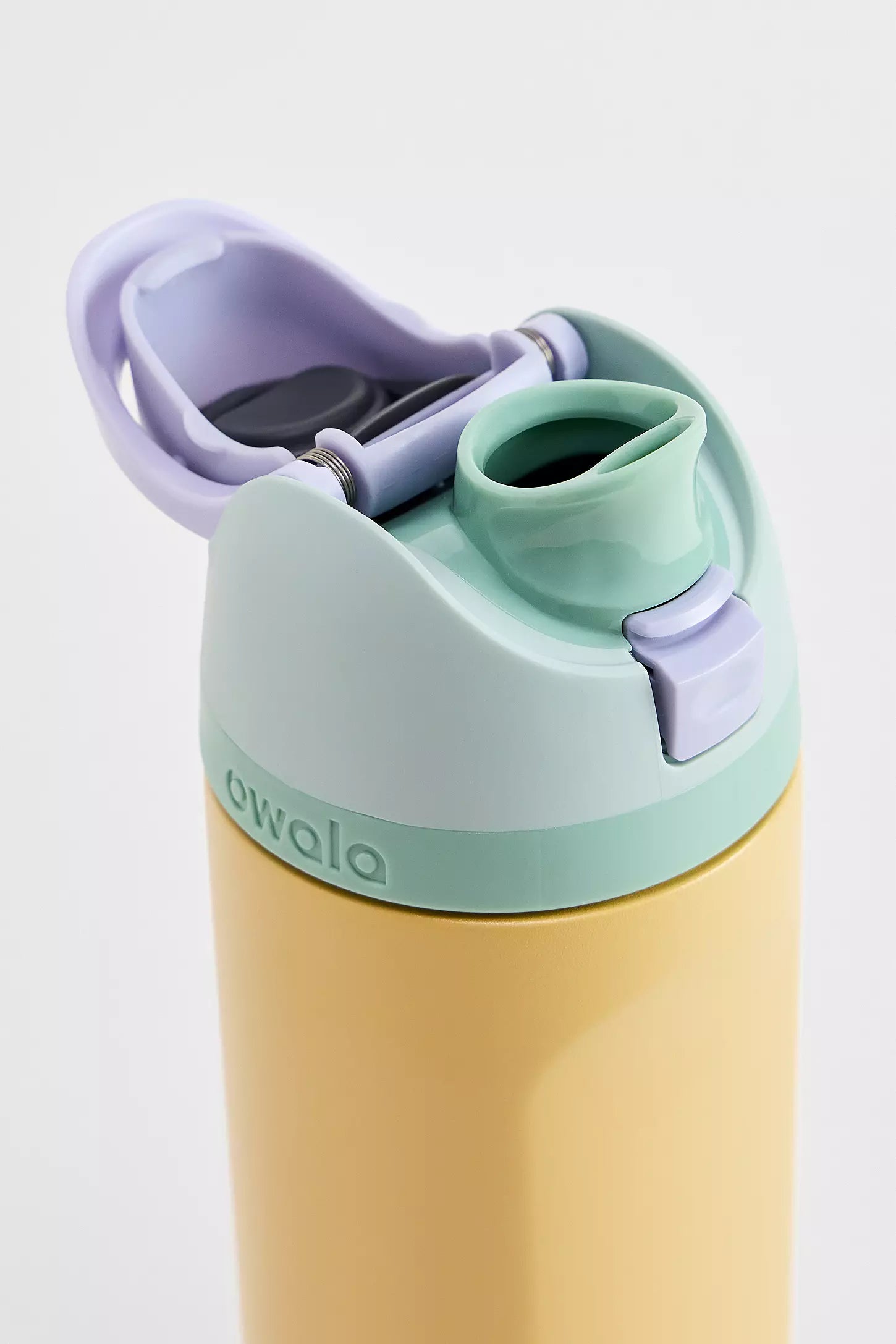 Owala Free Sip 24oz Water Bottle (Beachfront)